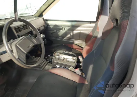 1986 Nissan D21 Short Bed from USA, damaged, VIN JN6ND11S9GW036905